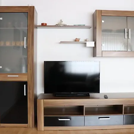 Plazar Apartment *